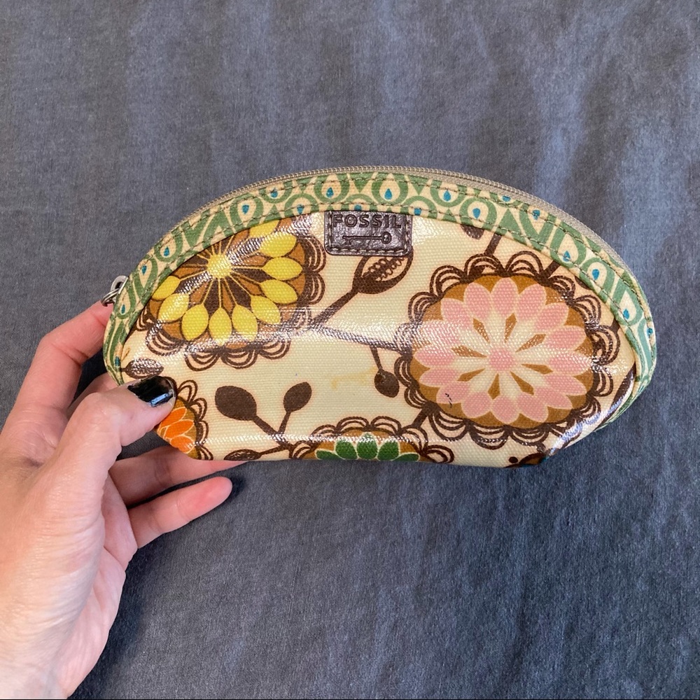 FOSSIL cosmetics case
